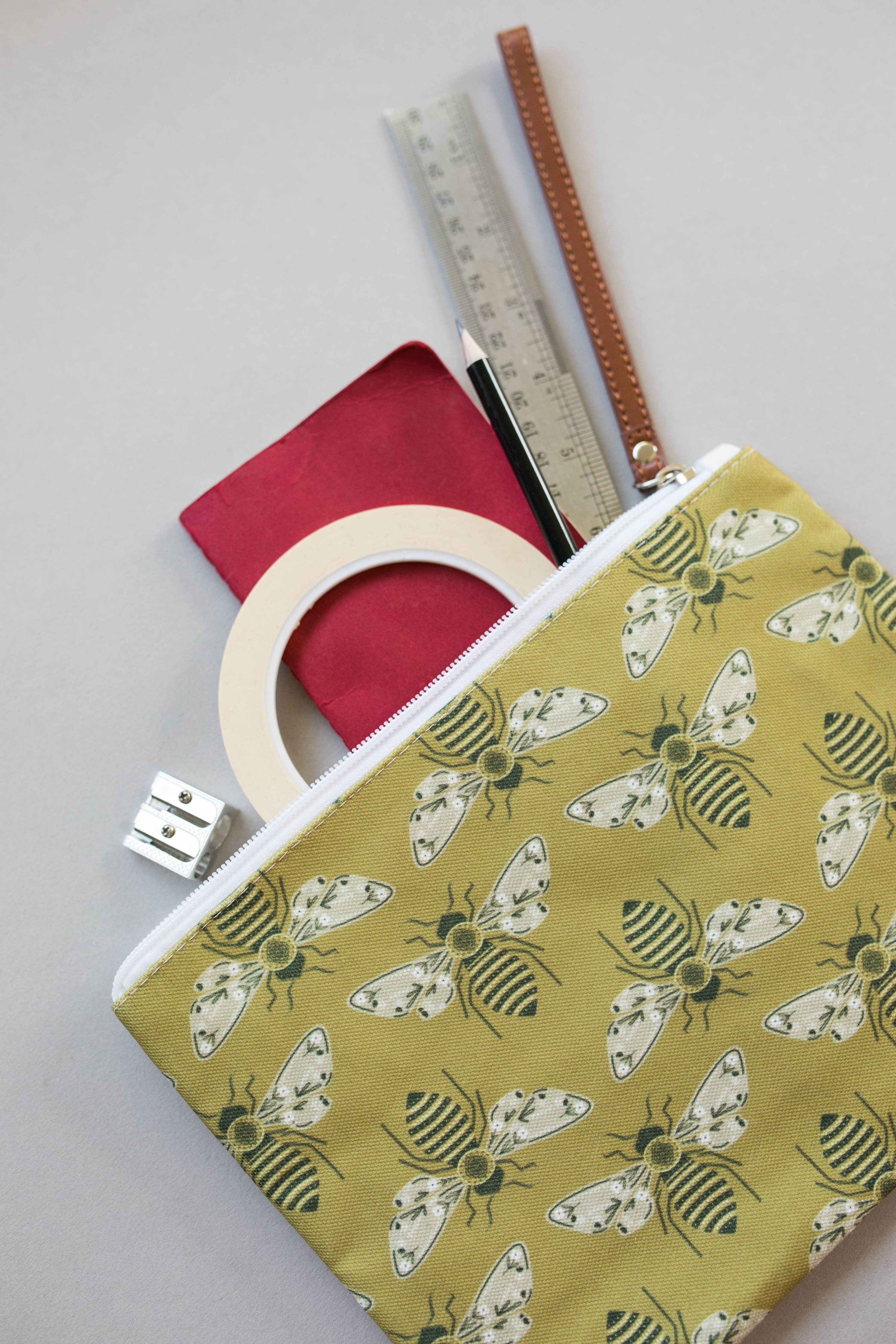 Busy Bee Pouch