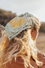 Load image into Gallery viewer, No. 044 Hazel Bandana
