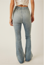 Load image into Gallery viewer, Jayde Flare Jeans
