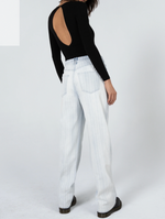 Load image into Gallery viewer, Rumi Crop Wide Leg Pants: Unpublished
