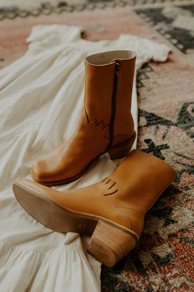 Ojai Bird Of Flight REBEL HEART VT